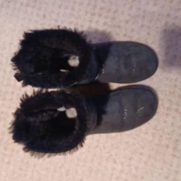 Woman's ugg boots - Picture 5 of 7